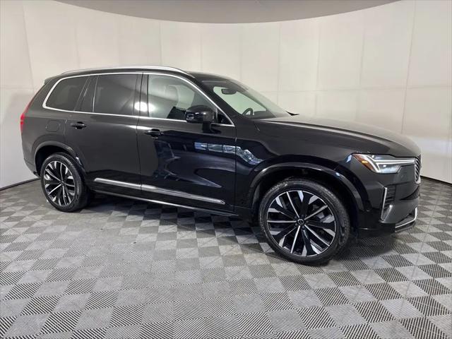 2025 Volvo XC90 B6 Plus 7-Seater