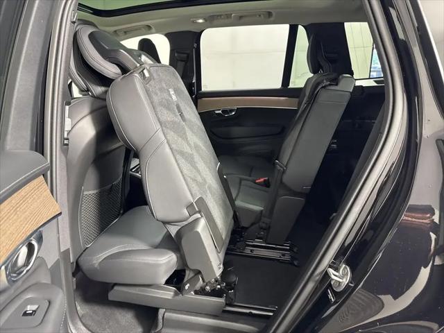 2025 Volvo XC90 B6 Plus 7-Seater