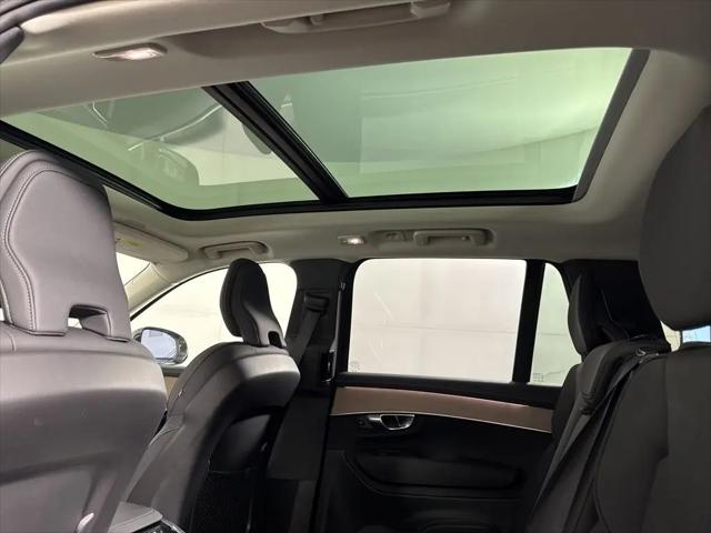 2025 Volvo XC90 B6 Plus 7-Seater