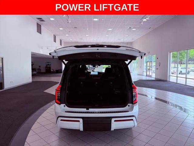 2025 Nissan Armada Platinum Reserve 4WD