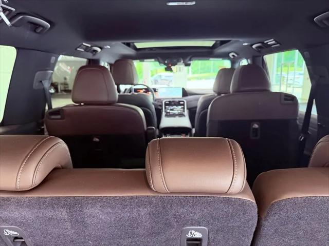 2025 Nissan Armada Platinum Reserve 4WD