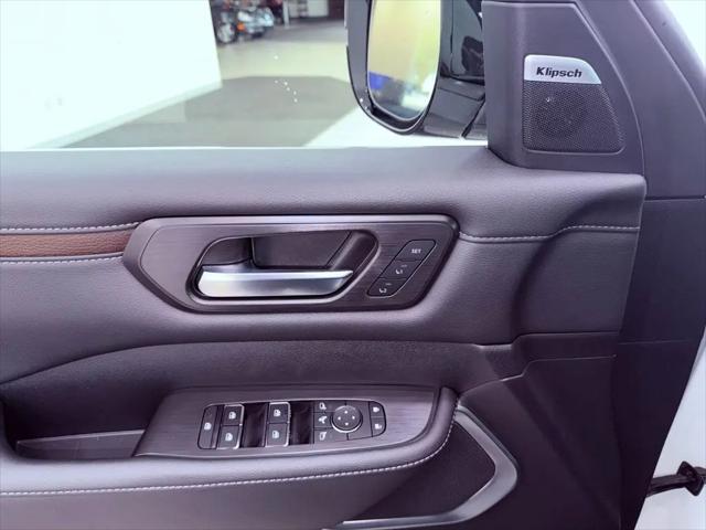 2025 Nissan Armada Platinum Reserve 4WD