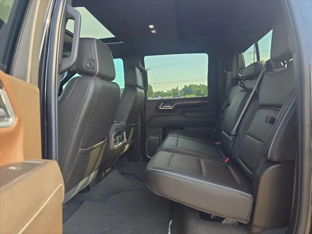 2025 GMC Sierra 2500HD 4WD Crew Cab Standard Bed Denali