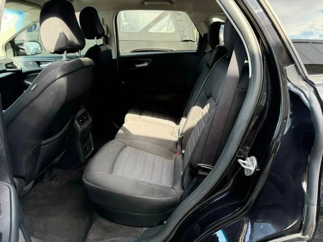 2020 Ford Edge SE