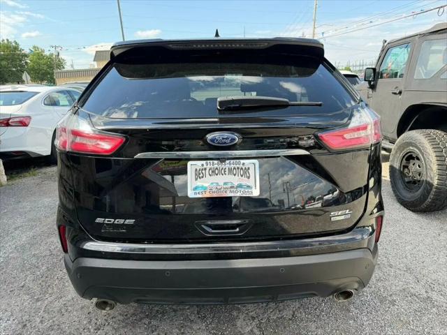 2020 Ford Edge SE