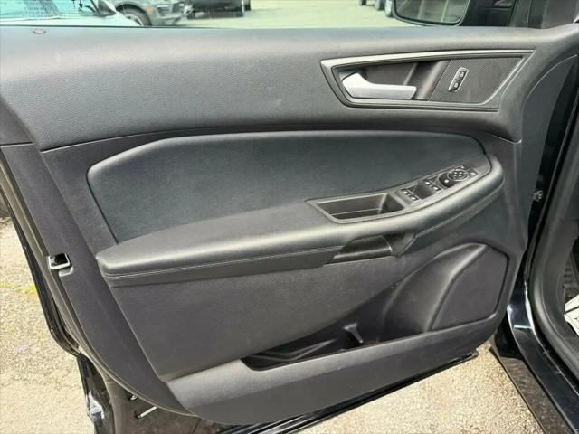 2020 Ford Edge SE