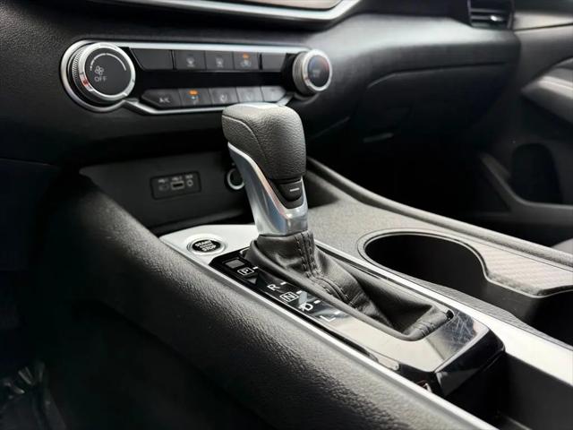 2025 Nissan Altima SV FWD