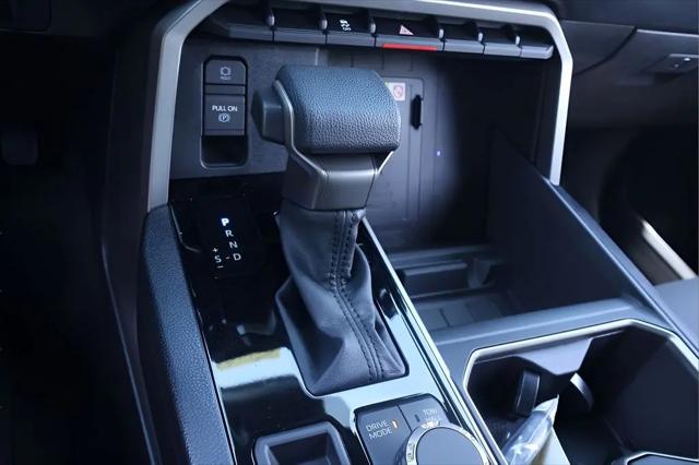 2026 Toyota Tundra SR5 CrewMax 5.5' Bed