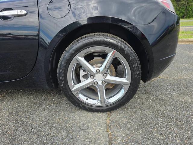 2008 Saturn Sky Red Line