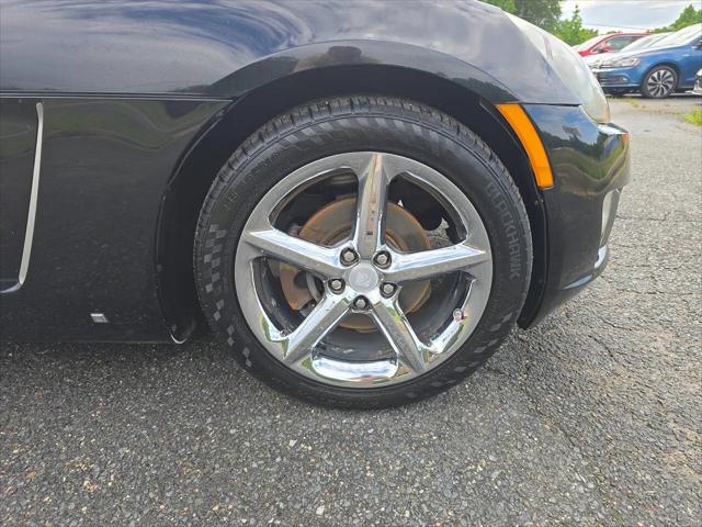 2008 Saturn Sky Red Line