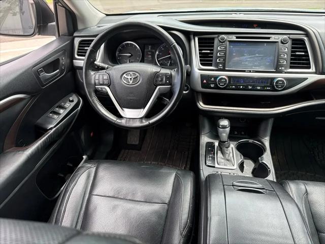 2015 Toyota Highlander Limited V6