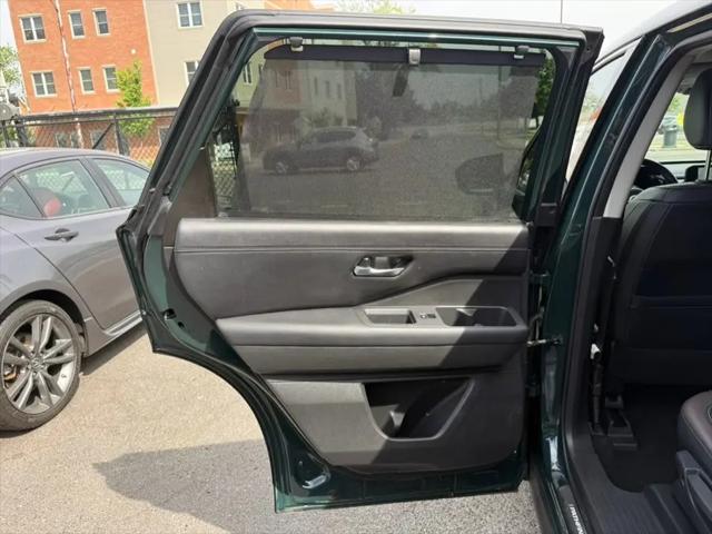 2022 Nissan Pathfinder Platinum 4WD