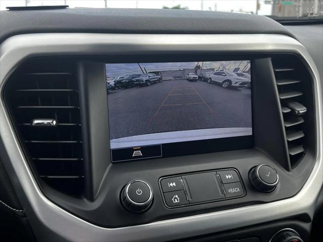 2023 GMC Acadia AWD SLT