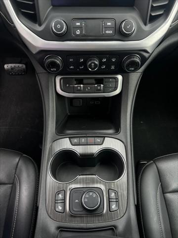 2023 GMC Acadia AWD SLT