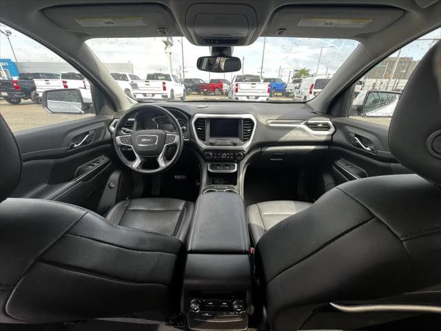 2023 GMC Acadia AWD SLT