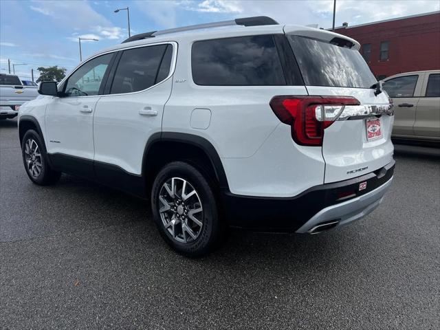 2023 GMC Acadia AWD SLT