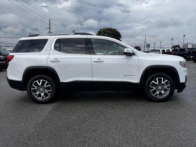 2023 GMC Acadia AWD SLT
