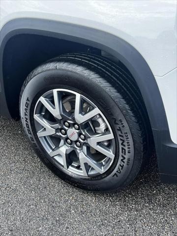 2023 GMC Acadia AWD SLT