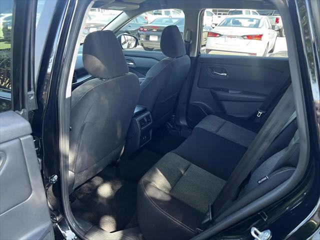 2024 Nissan Rogue SV FWD