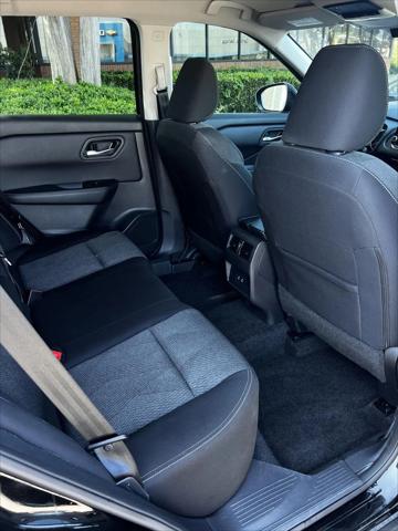 2024 Nissan Rogue SV FWD