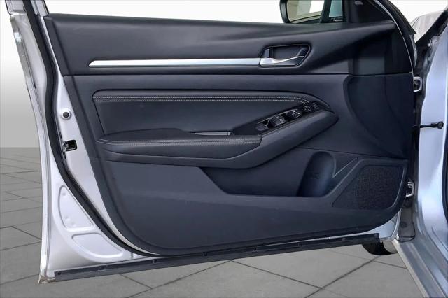 2020 Nissan Altima SV FWD