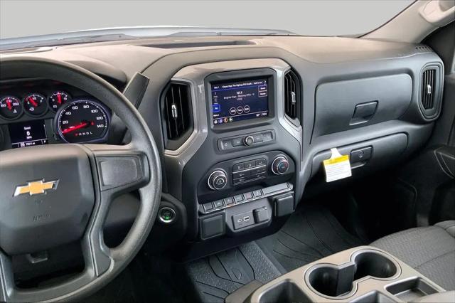 2022 Chevrolet Silverado 1500 4WD Crew Cab Short Bed Custom