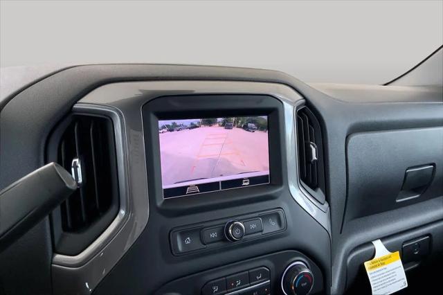 2022 Chevrolet Silverado 1500 4WD Crew Cab Short Bed Custom