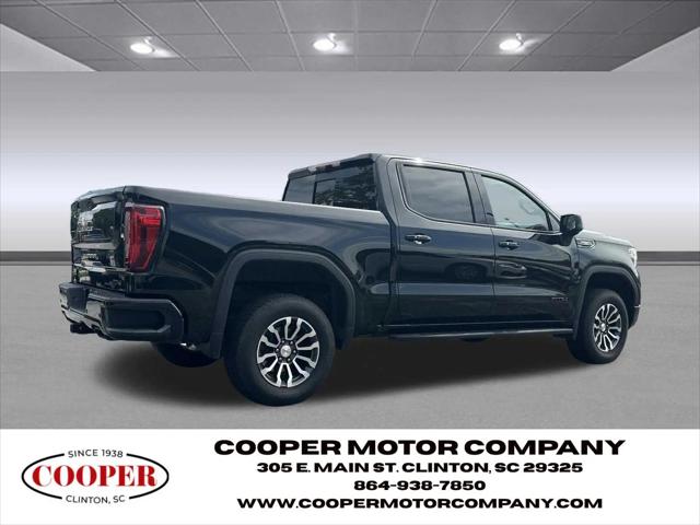 2022 GMC Sierra 1500 Limited 4WD Crew Cab Short Box AT4