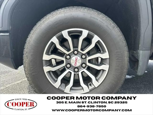 2022 GMC Sierra 1500 Limited 4WD Crew Cab Short Box AT4