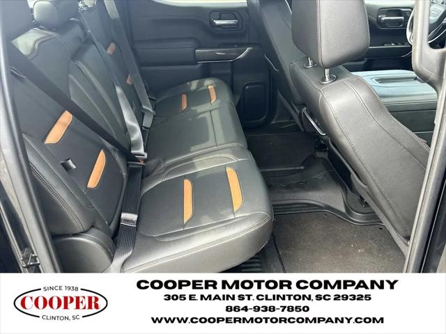 2022 GMC Sierra 1500 Limited 4WD Crew Cab Short Box AT4