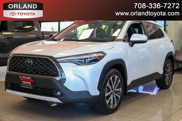 2023 Toyota Corolla Cross XLE for sale in Tinley Park, IL