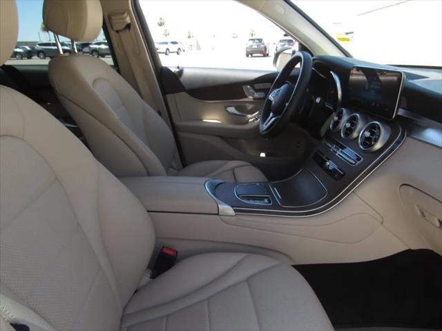 2022 Mercedes-Benz GLC SUV