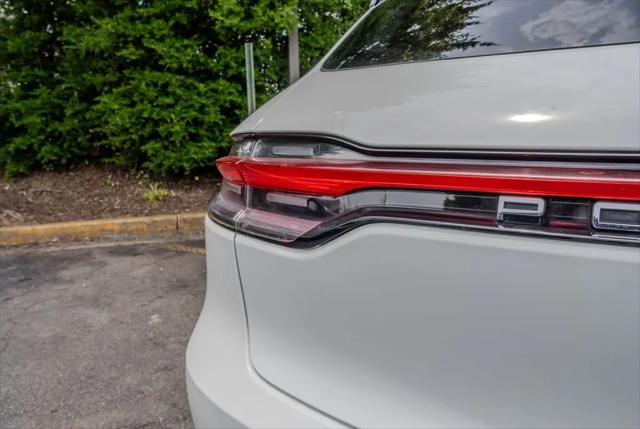 2024 Porsche Macan Macan