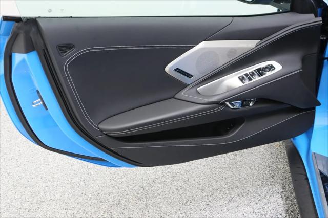 2022 Chevrolet Corvette Stingray RWD Convertible 2LT