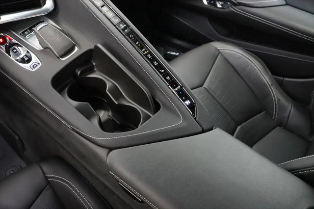 2022 Chevrolet Corvette Stingray RWD Convertible 2LT