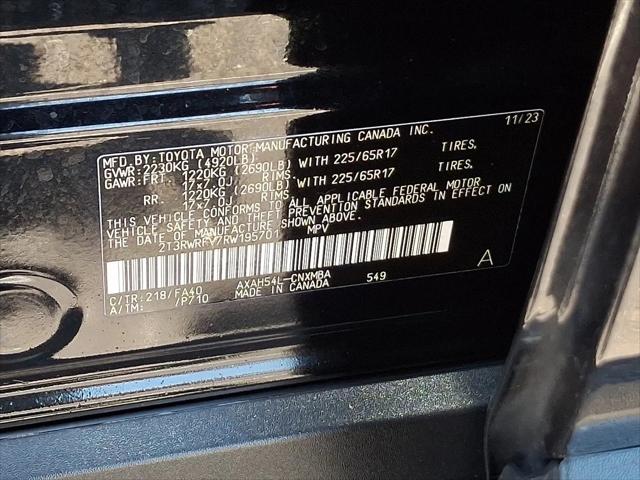 2024 Toyota RAV4 Hybrid XLE