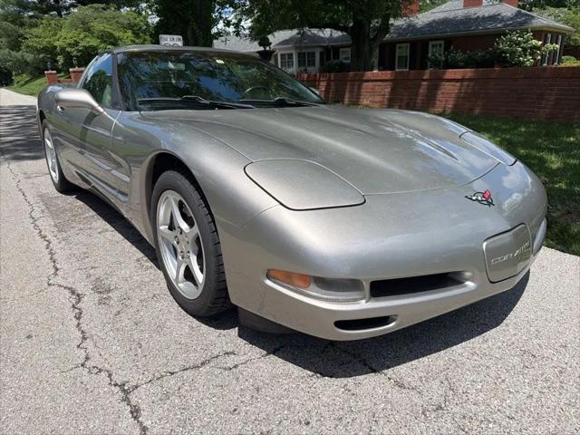 2000 Chevrolet Corvette Base