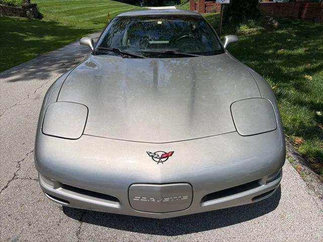 2000 Chevrolet Corvette Base