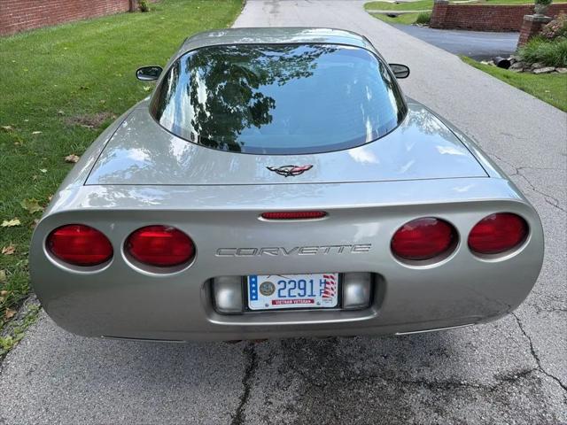 2000 Chevrolet Corvette Base