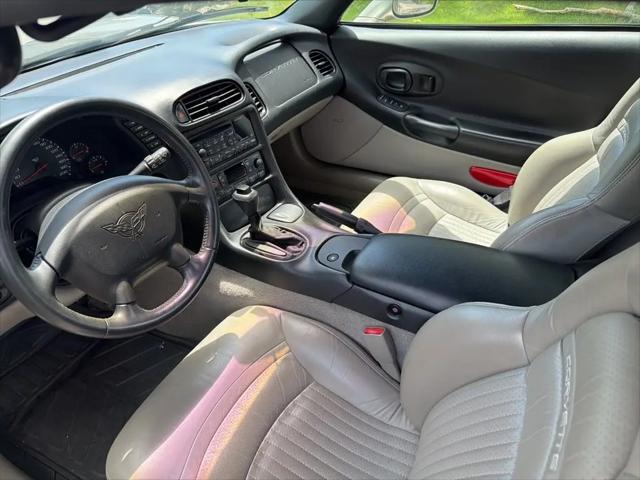 2000 Chevrolet Corvette Base