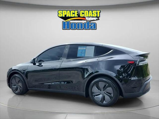 2026 Tesla Model Y Premium Rear-Wheel Drive