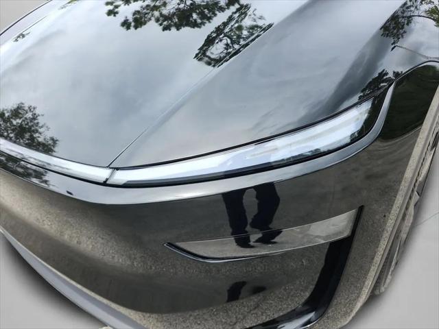 2026 Tesla Model Y Premium Rear-Wheel Drive