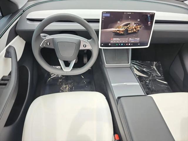 2026 Tesla Model Y Premium Rear-Wheel Drive