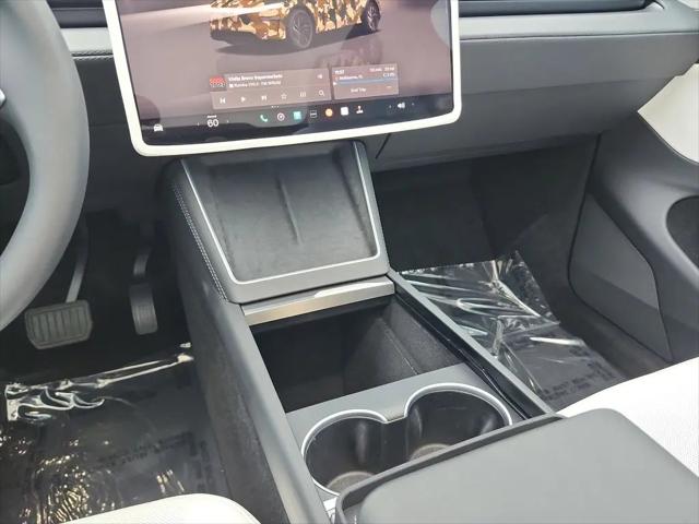 2026 Tesla Model Y Premium Rear-Wheel Drive