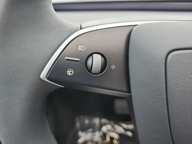 2026 Tesla Model Y Premium Rear-Wheel Drive