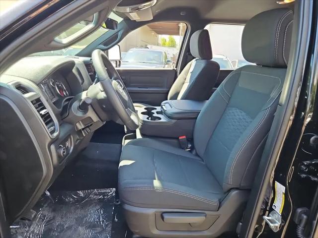 2026 Ram 2500 Black Express Crew Cab 4x4 64 Box