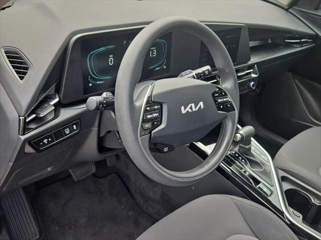 2025 Kia Niro LX