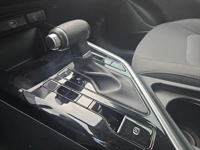 2025 Kia Niro LX
