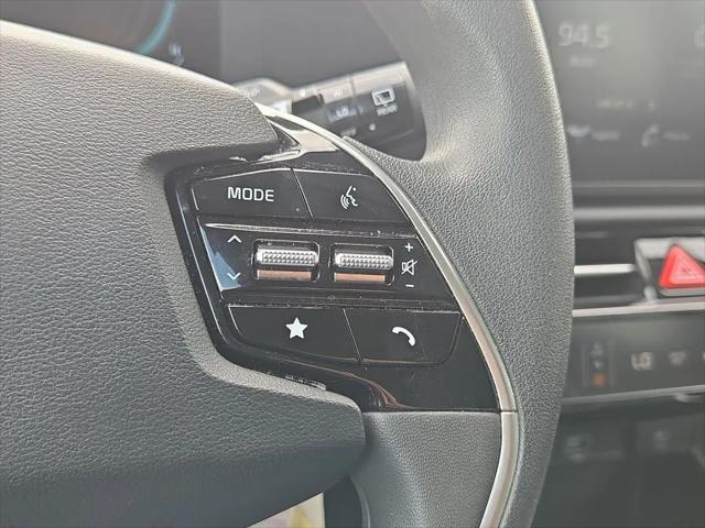 2025 Kia Niro LX