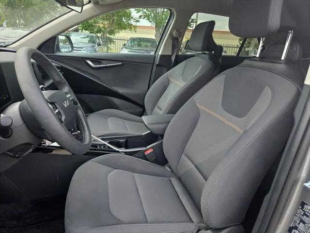 2025 Kia Niro LX